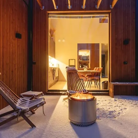 North - Joiku 4 * Äkäslompolo